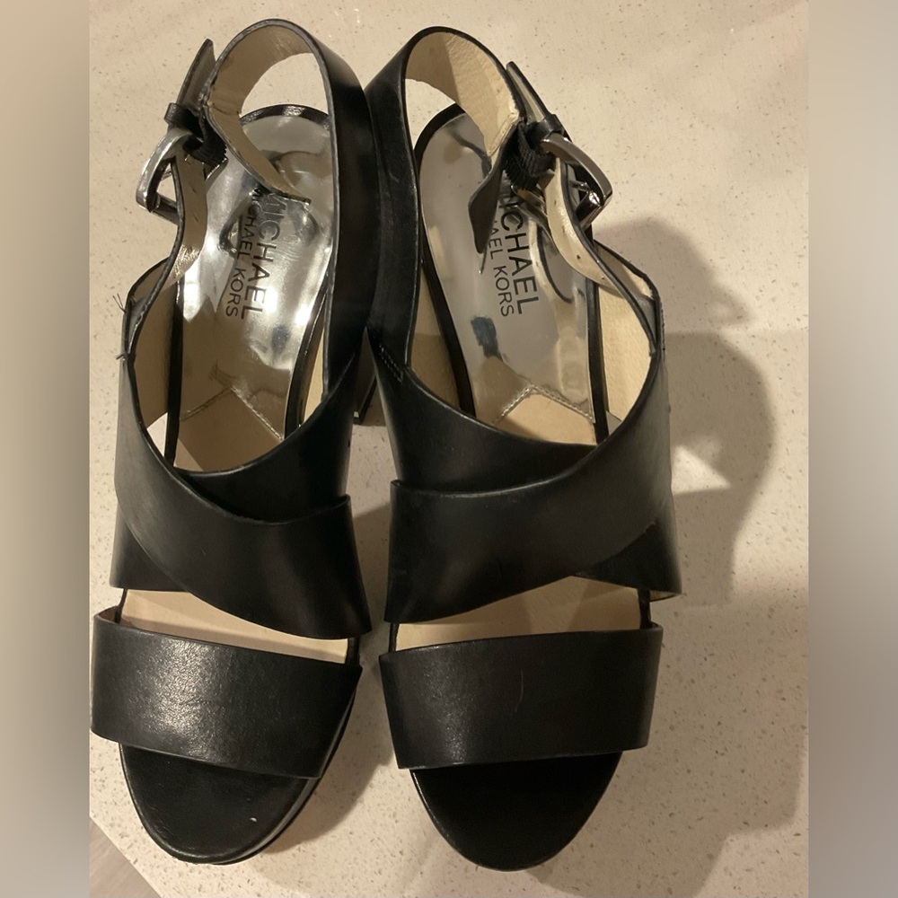 Michael Kors Elegant Black Sandals